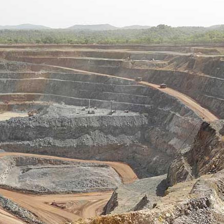 Elmasa Obras Públicas S.A. Perforación · Voladuras