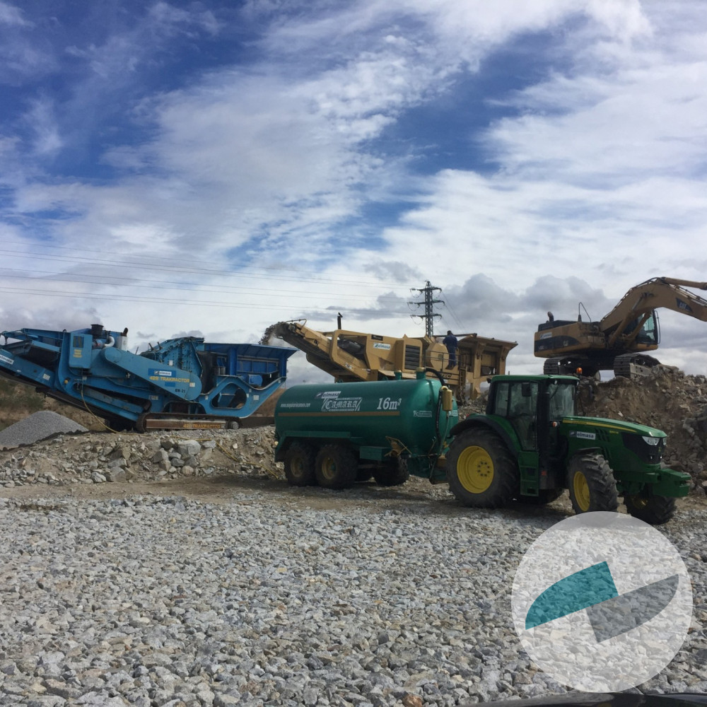 Elmasa Obras Públicas S.A. 2016 John Deere 6110RC 4WD